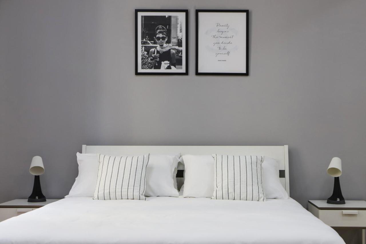Modern Apartment At Piazza Del Gesu' By Wonderful Italy Neapol Exteriér fotografie