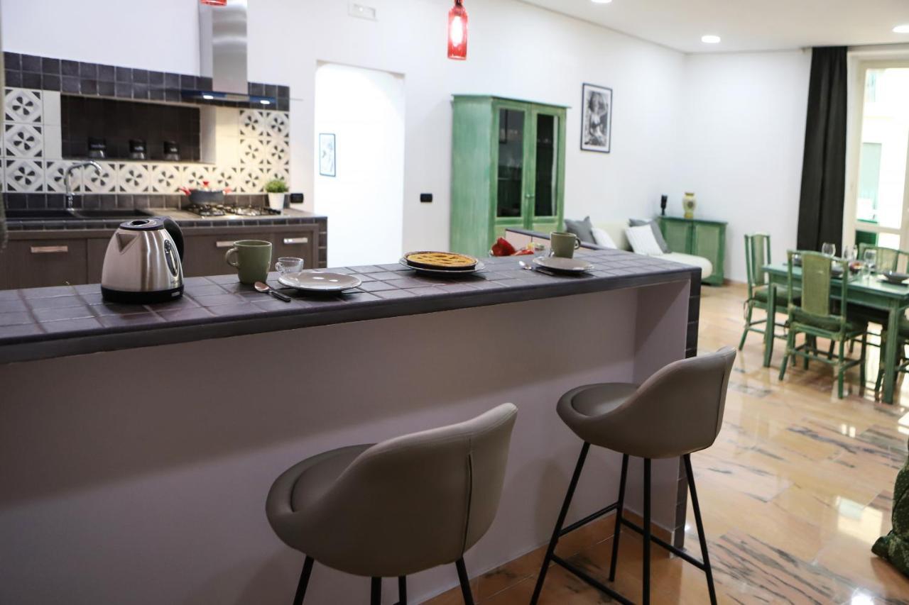 Modern Apartment At Piazza Del Gesu' By Wonderful Italy Neapol Exteriér fotografie