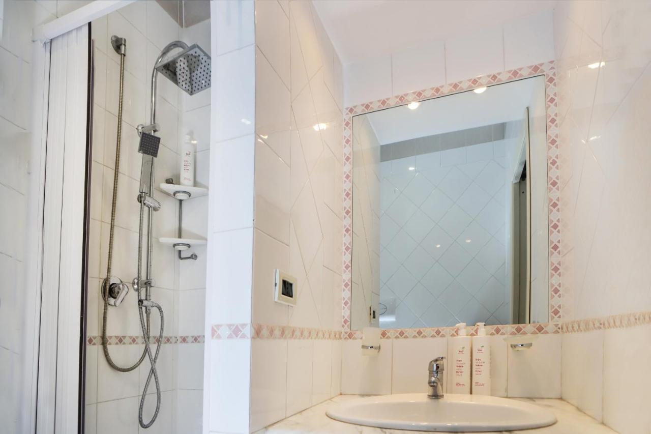 Modern Apartment At Piazza Del Gesu' By Wonderful Italy Neapol Exteriér fotografie