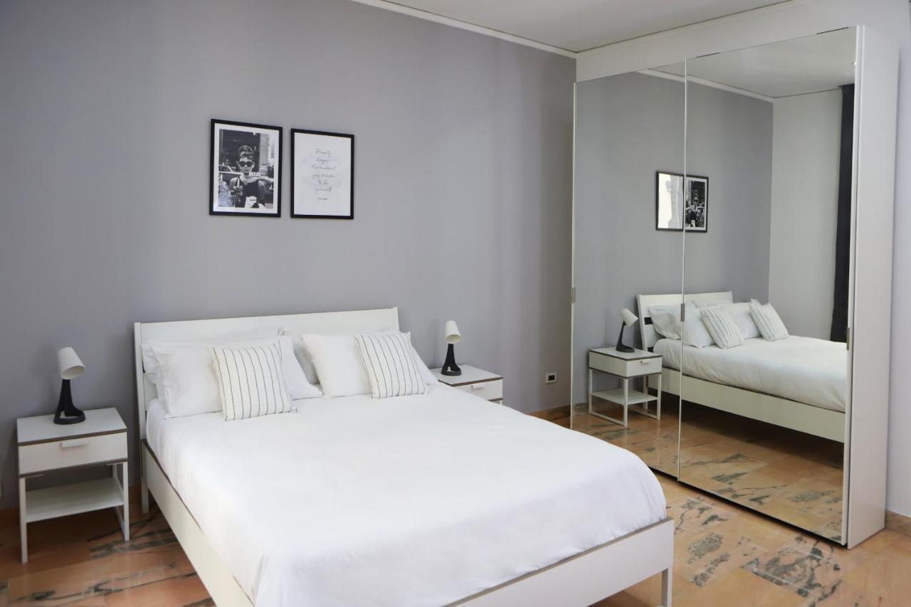 Modern Apartment At Piazza Del Gesu' By Wonderful Italy Neapol Exteriér fotografie